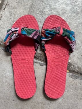 Havaianas Pink Flip Flops with Multicolor Knotted Fabric Straps
